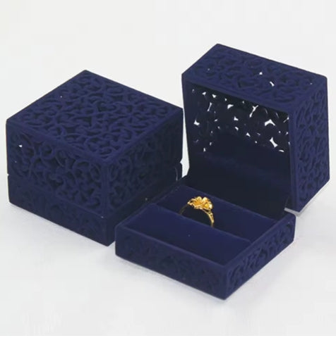 Hollow Blue Jewelry Storage Case Box